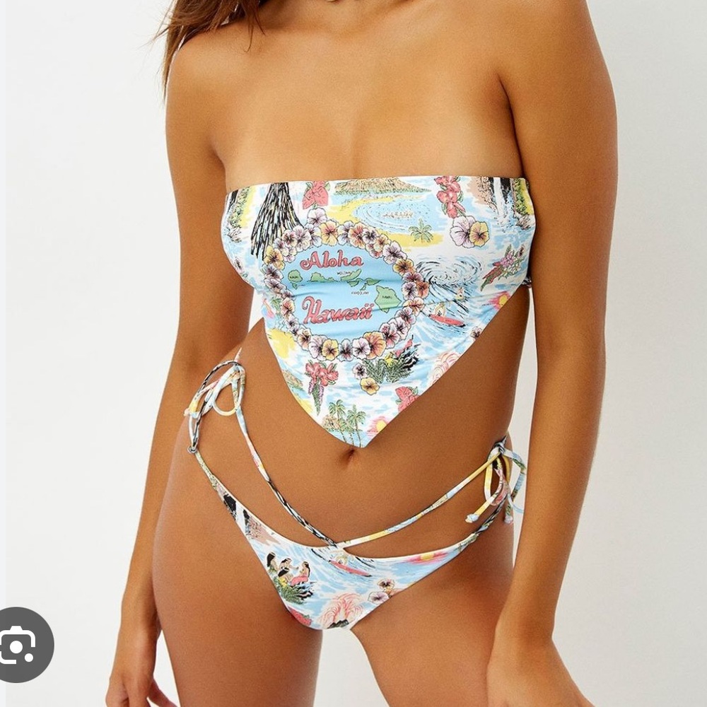 Frankie’s bikinis aloha bikini